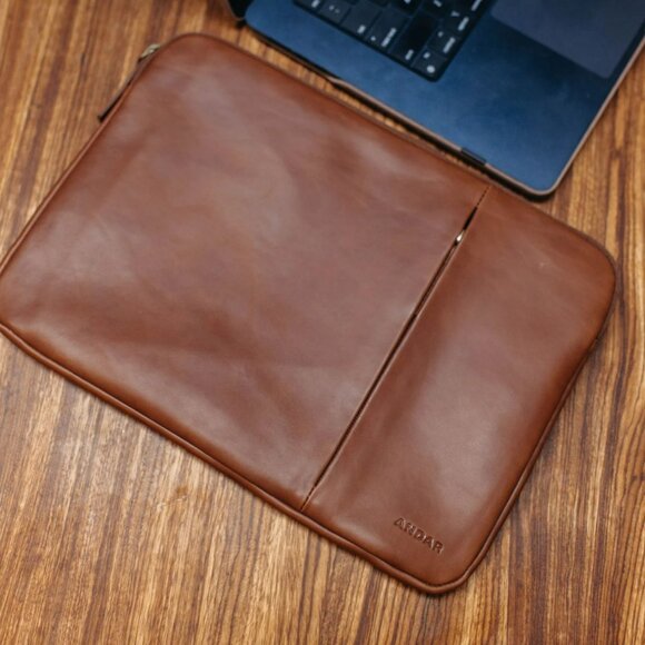Andar Genuine Leather laptop case suitable for 14 inch laptop, iPad or tablet - Picture 1 of 8